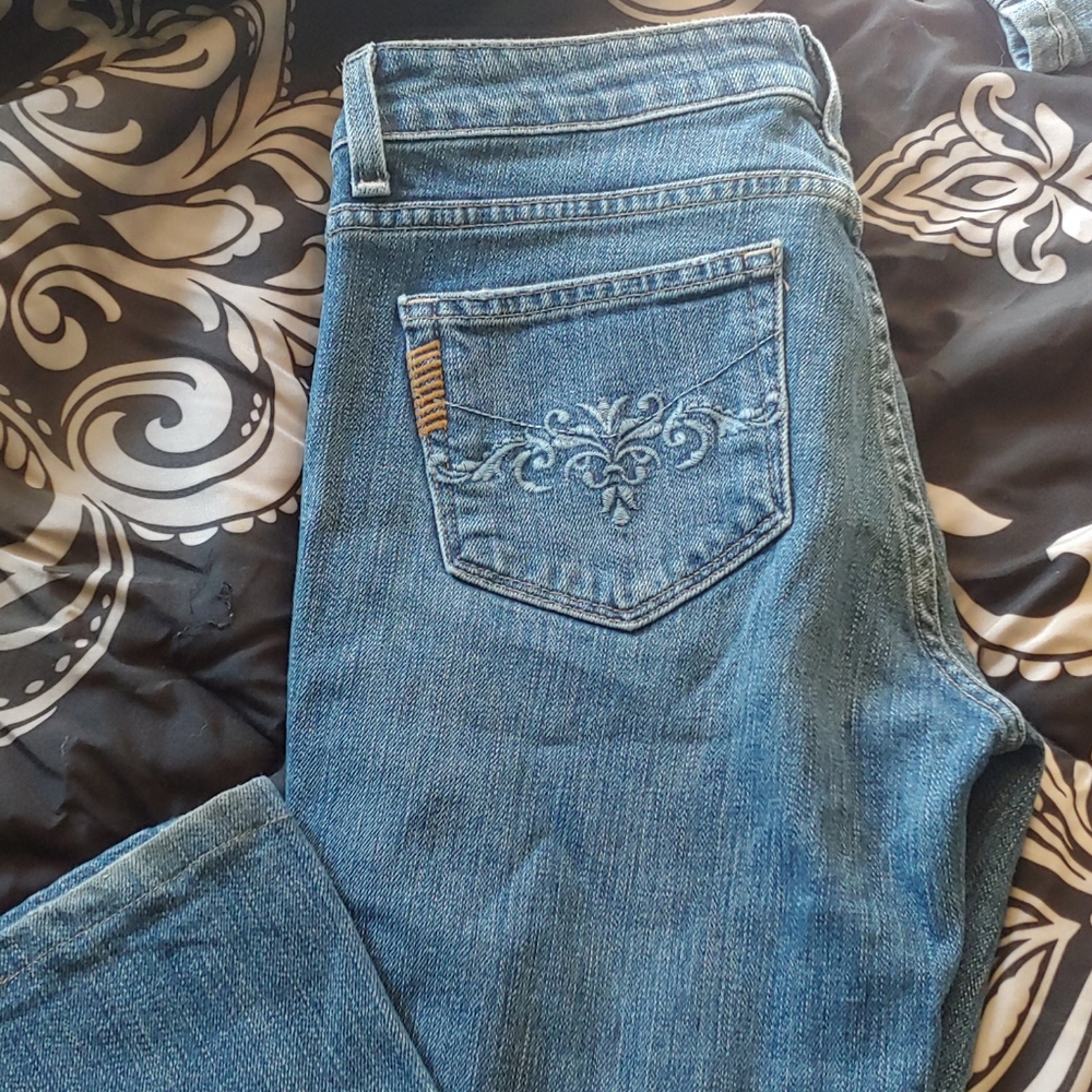 Paige Bootcut jeans